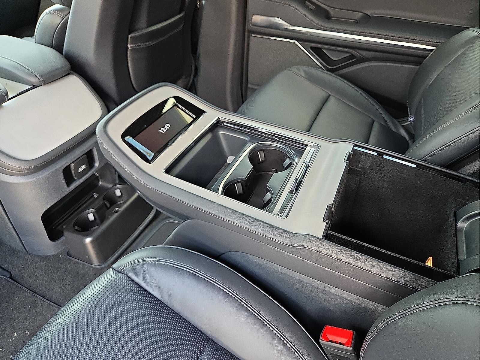 2027 Lincoln Navigator L Reserve