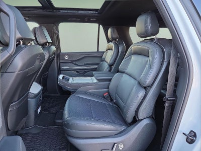 2025 Lincoln Navigator L Reserve