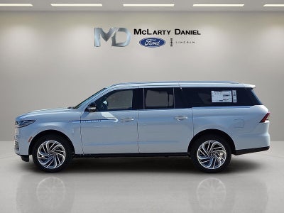 2026 Lincoln Navigator L Reserve