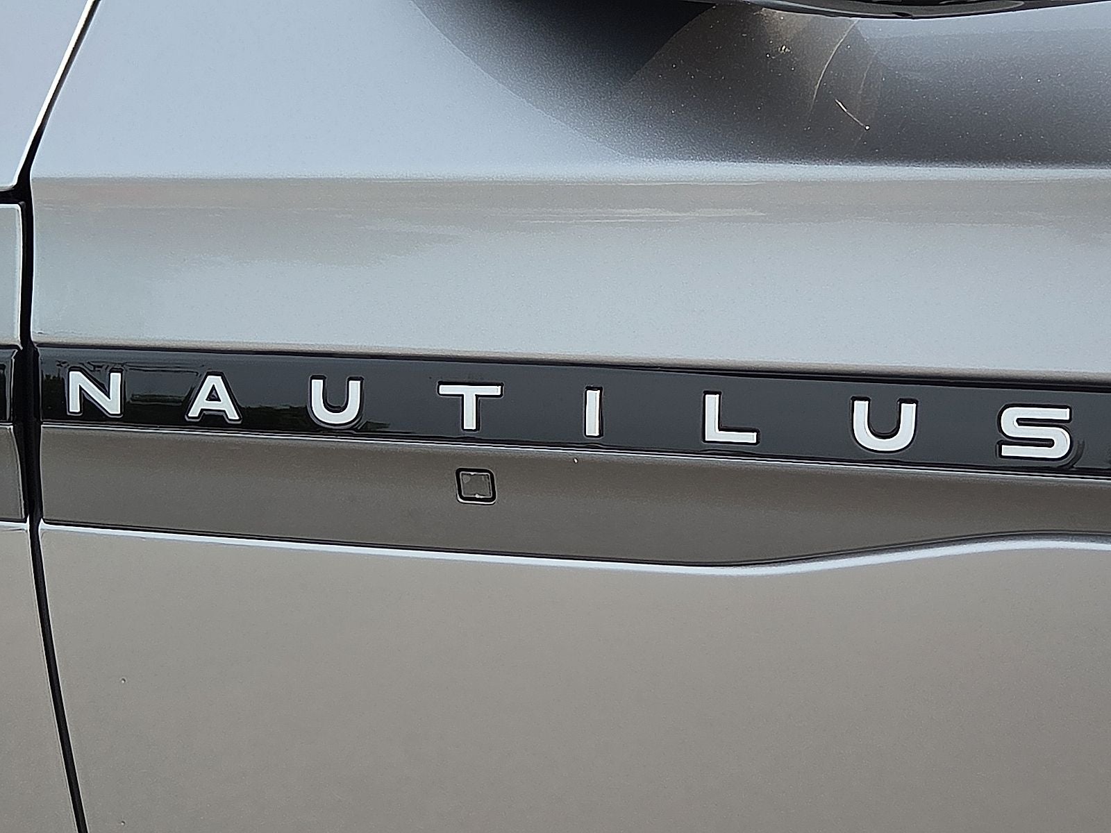 2025 Lincoln Nautilus Reserve