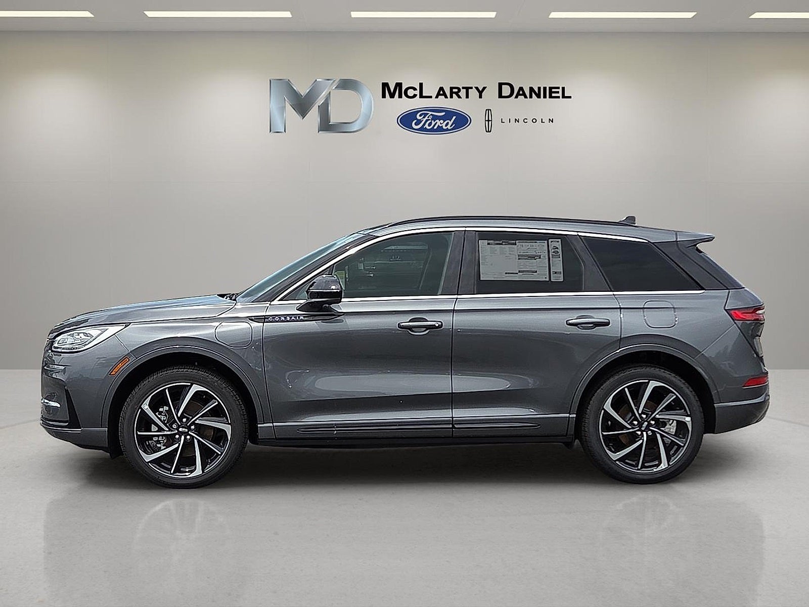 2025 Lincoln Corsair Plug-In Hybrid Grand Touring