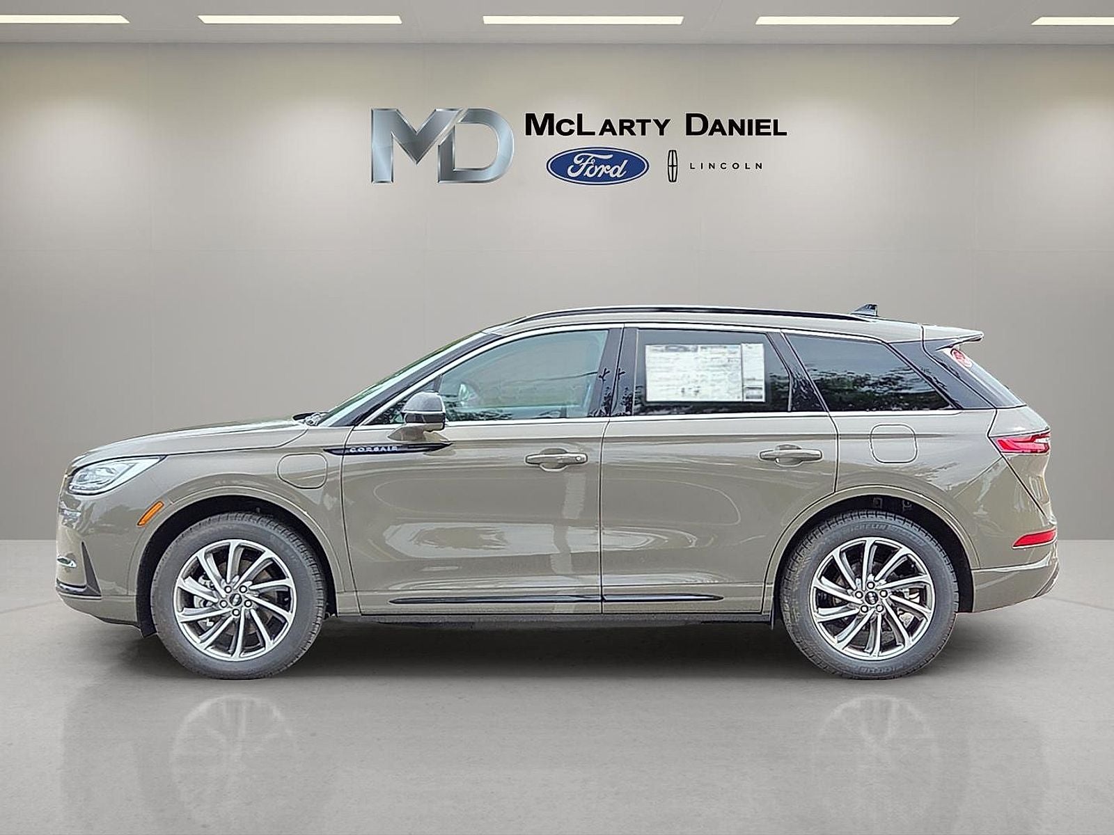 2025 Lincoln Corsair Plug-In Hybrid Grand Touring