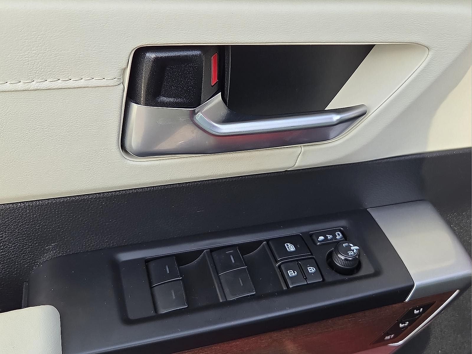 2022 Toyota Tundra Hybrid Capstone