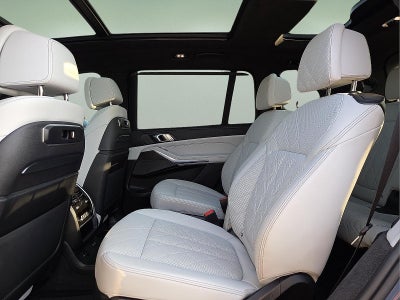 2024 BMW X7 xDrive40i