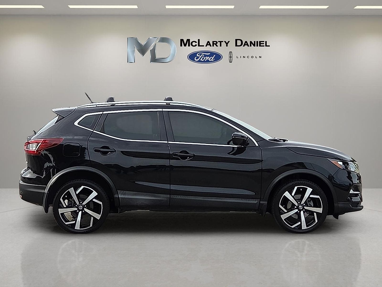 2020 Nissan Rogue Sport SL