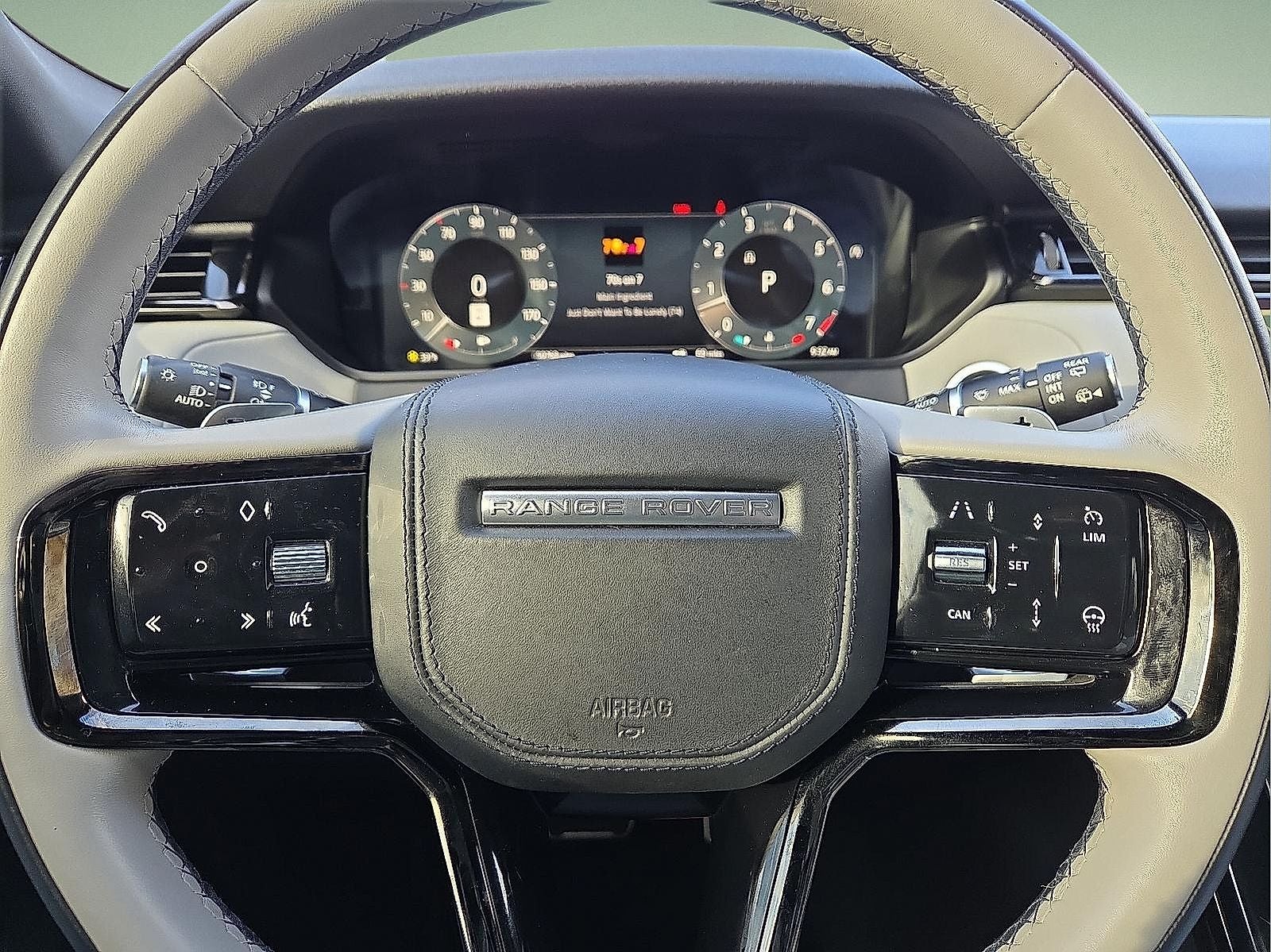 2024 Land Rover Range Rover Velar Dynamic SE