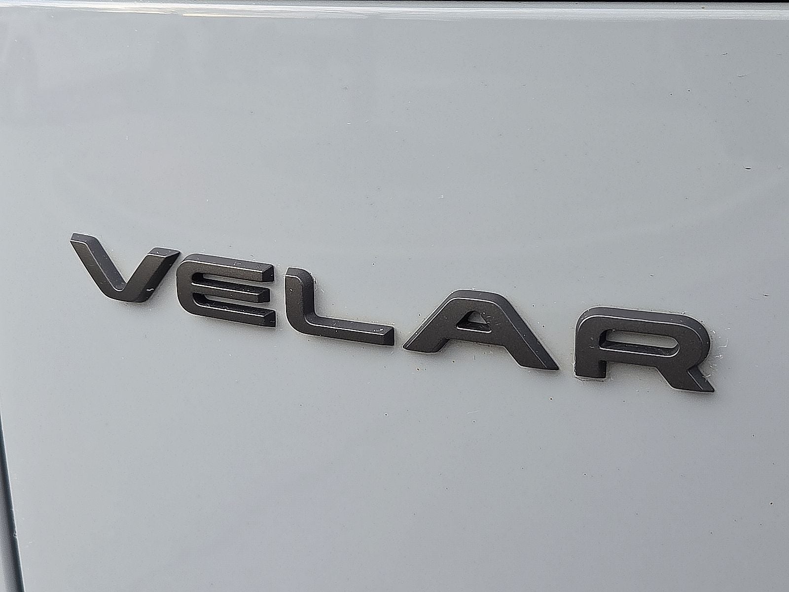 2024 Land Rover Range Rover Velar Dynamic SE