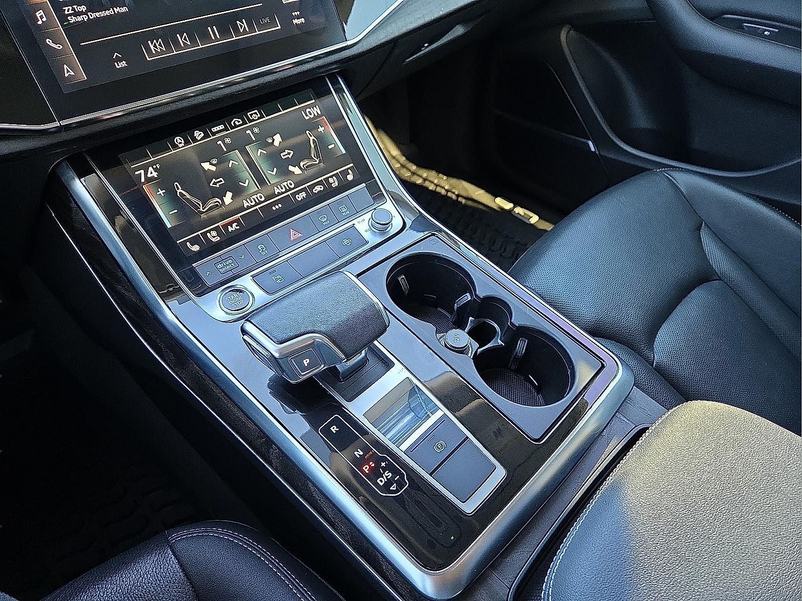 2022 Audi Q8 55 Premium Plus quattro