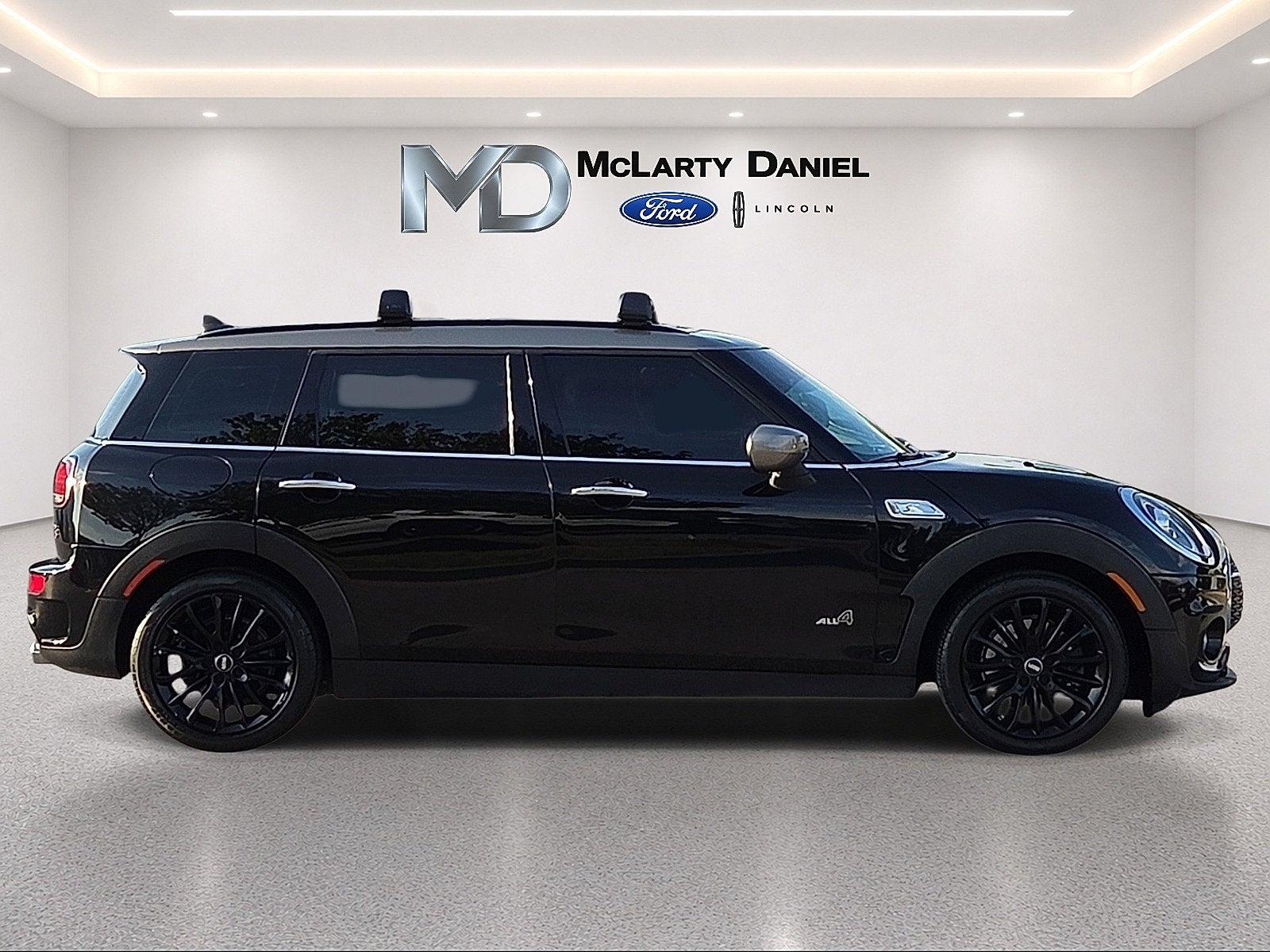 2020 MINI Cooper S Clubman Signature