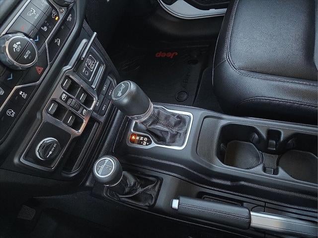 2020 Jeep Wrangler Unlimited Sahara Altitude