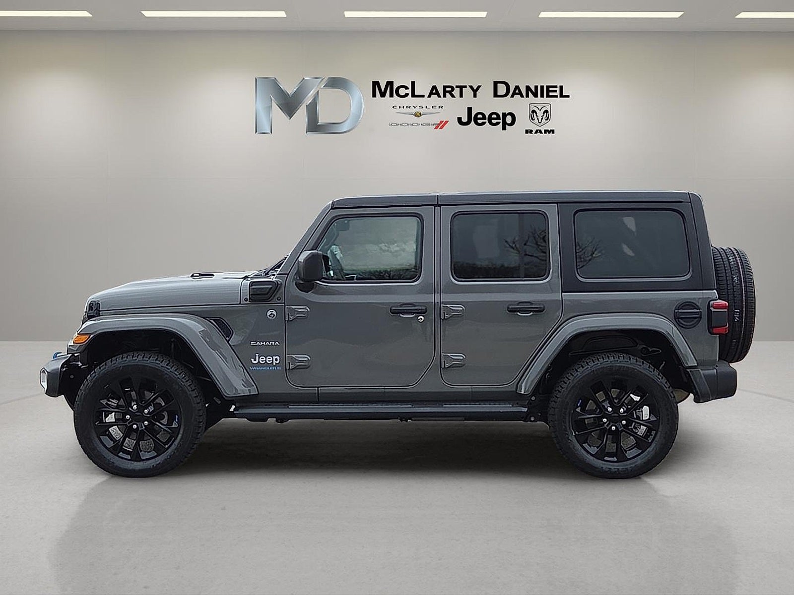 2023 Jeep Wrangler 4xe Sahara 4x4