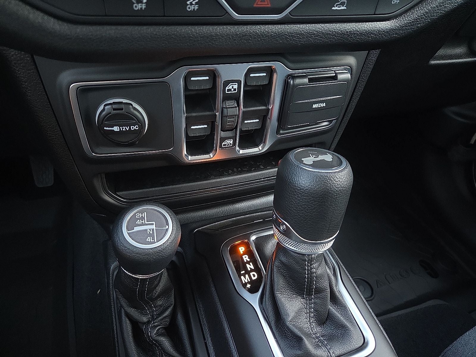 2027 Jeep Wrangler WRANGLER 4-DOOR SPORT