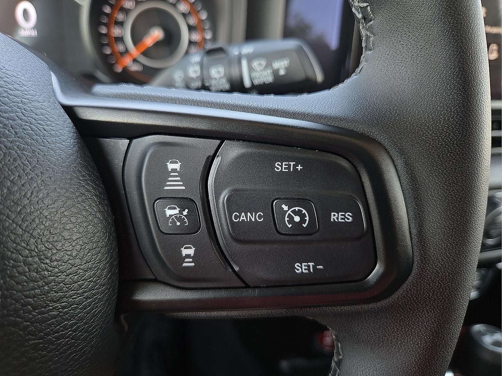 2025 Jeep Wrangler 4-Door Willys 4x4