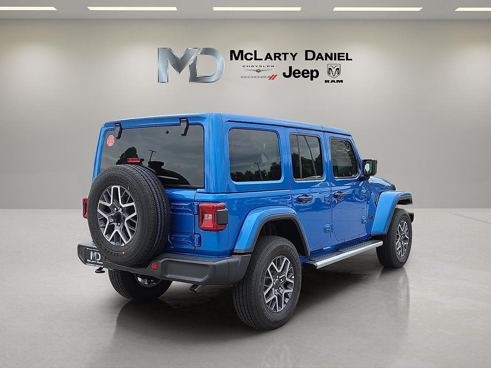 2025 Jeep Wrangler WRANGLER 4-DOOR SAHARA
