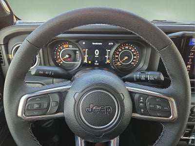 2025 Jeep Wrangler WRANGLER 4-DOOR SAHARA