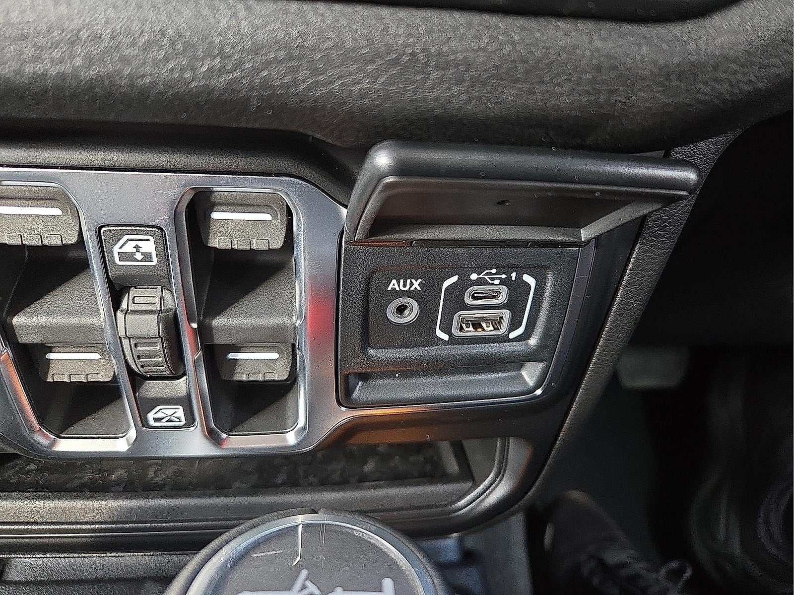 2026 Jeep Wrangler 4-Door Sport RHD 4x4