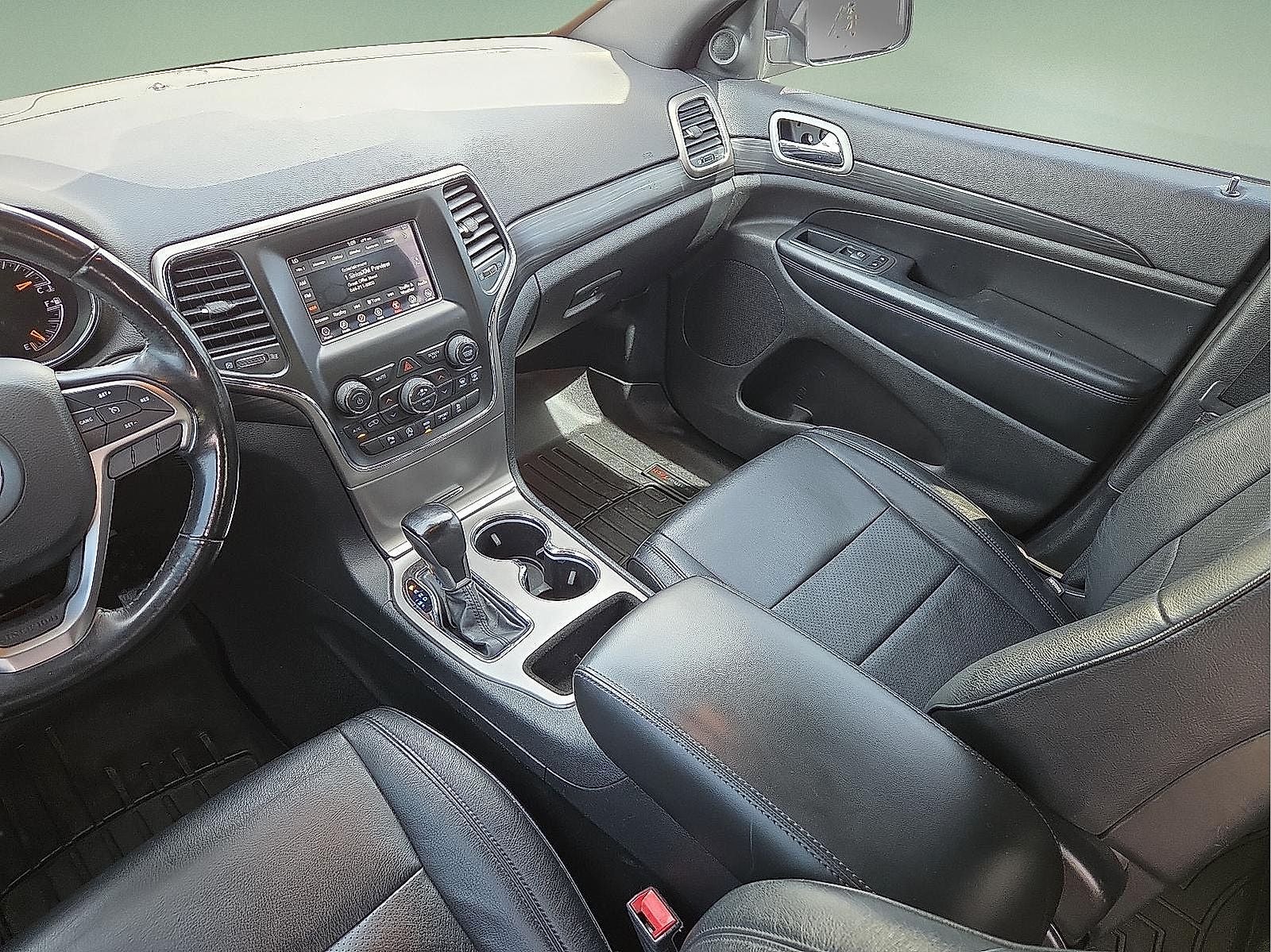 2021 Jeep Grand Cherokee Laredo E 4x4