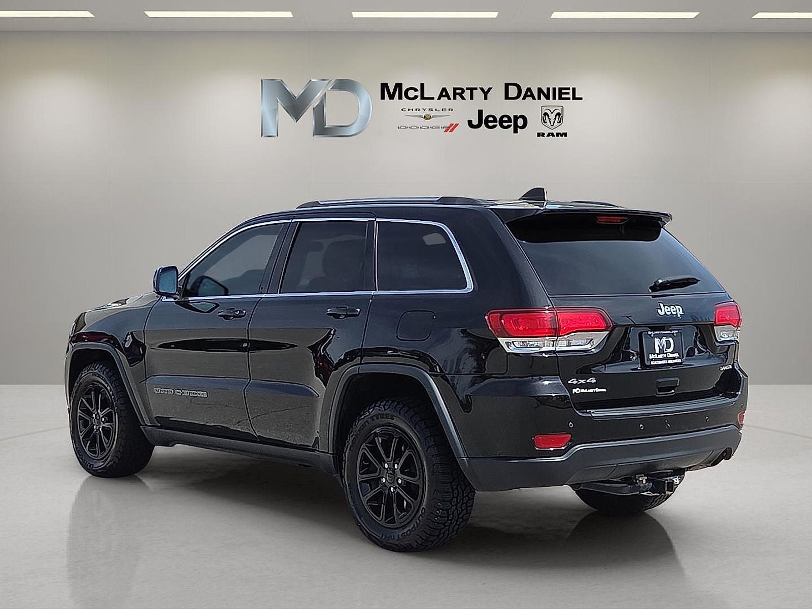 2021 Jeep Grand Cherokee Laredo E 4x4