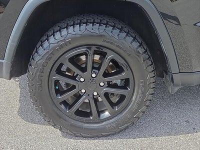 2021 Jeep Grand Cherokee Laredo E 4x4