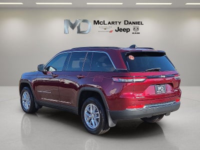 2025 Jeep Grand Cherokee GRAND CHEROKEE LAREDO X 4X4