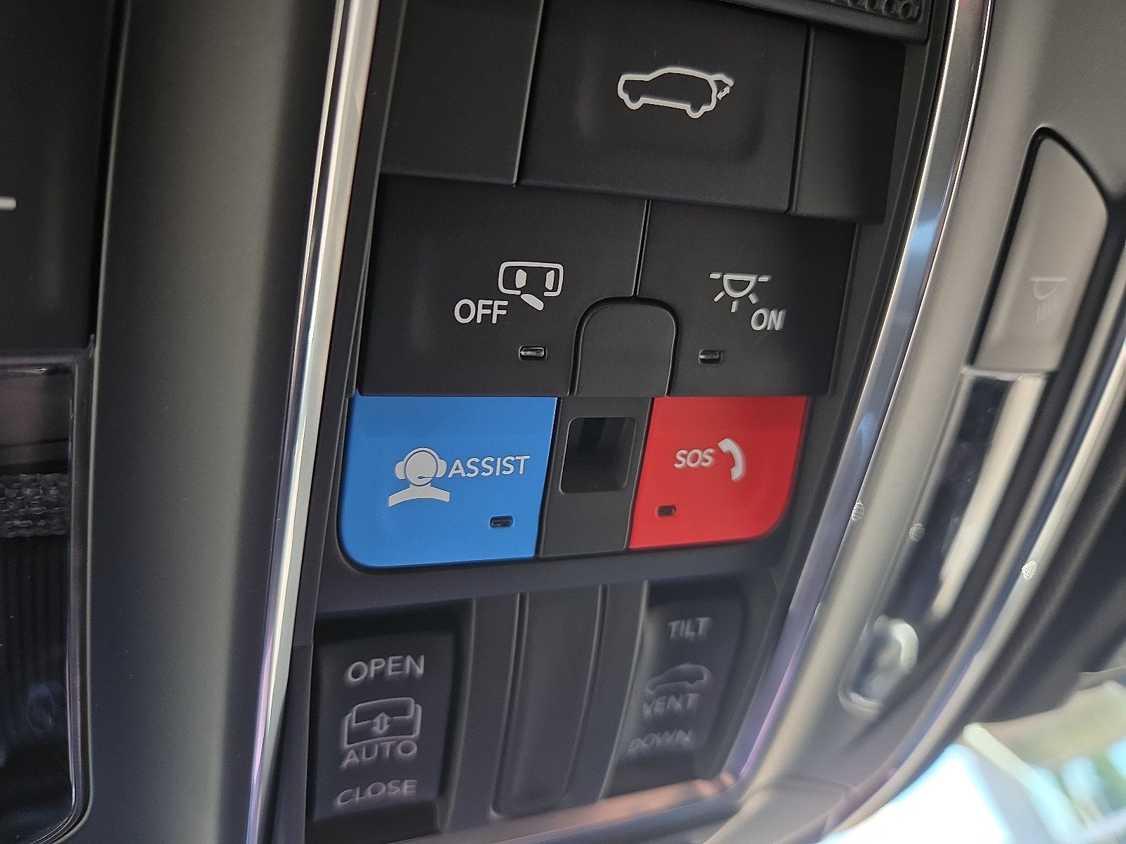 2027 Jeep Grand Cherokee GRAND CHEROKEE LAREDO X 4X4