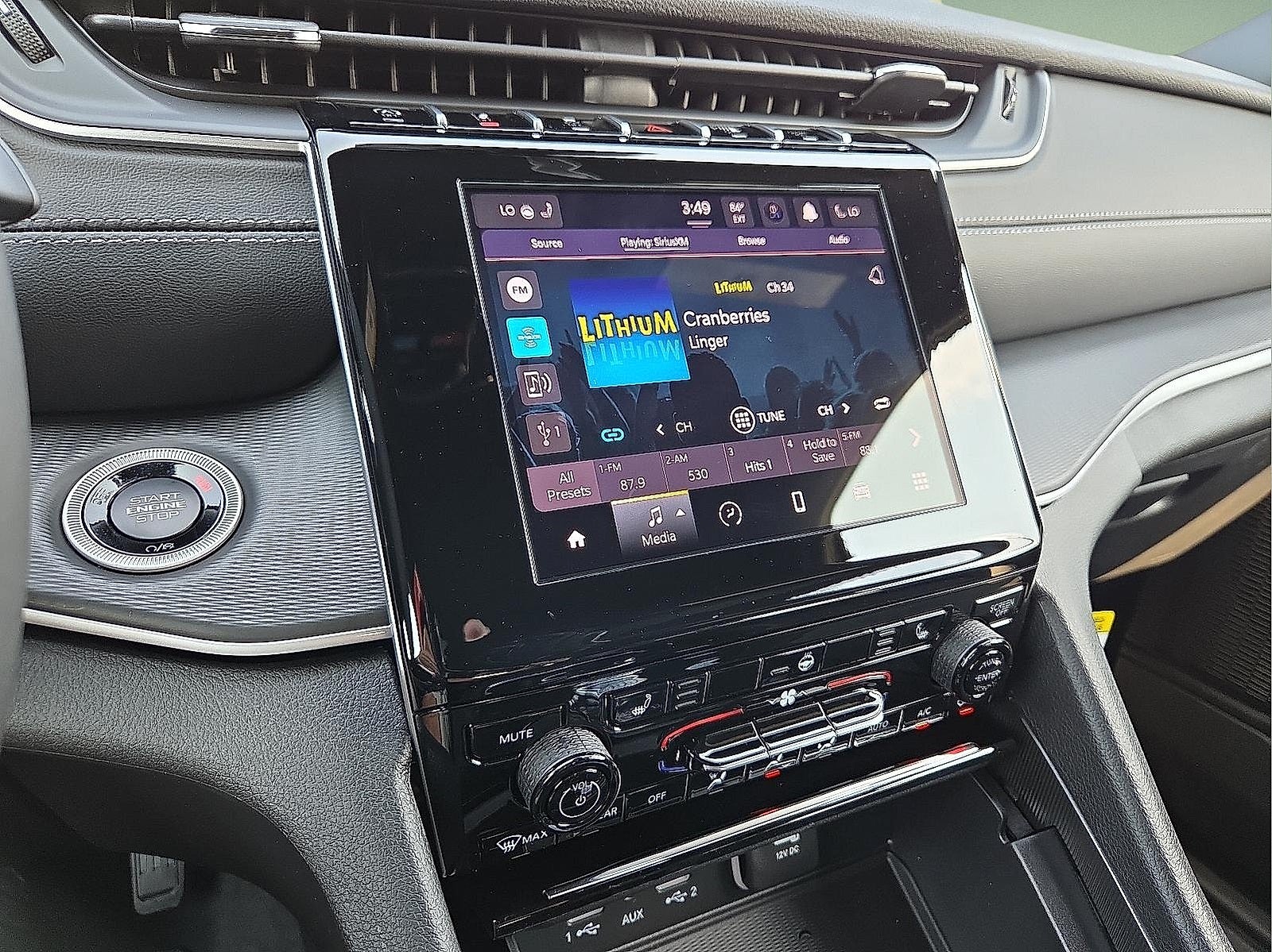 2025 Jeep Grand Cherokee GRAND CHEROKEE ALTITUDE 4X4