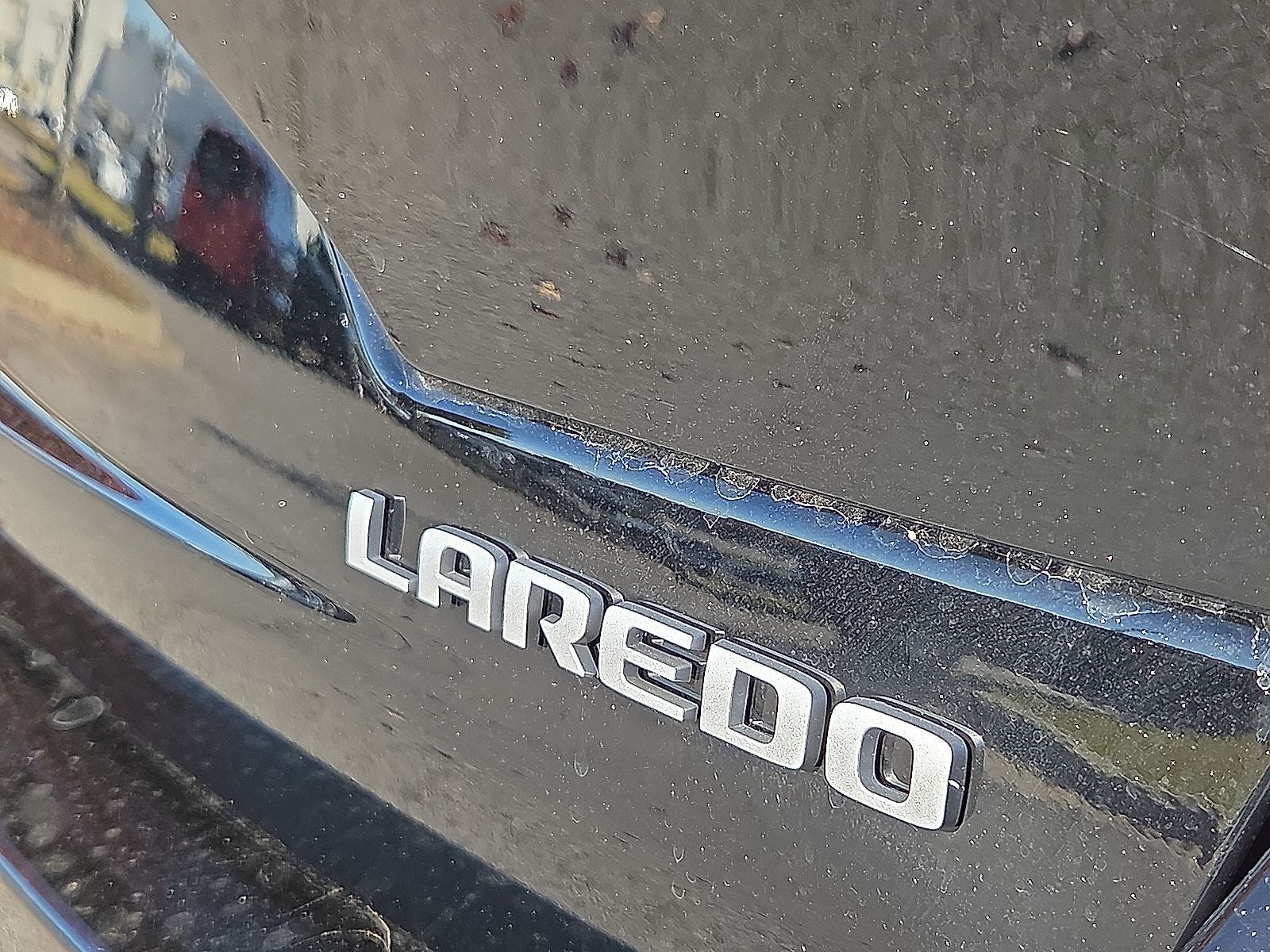 2025 Jeep Grand Cherokee GRAND CHEROKEE LAREDO X 4X4