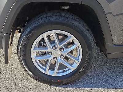 2026 Jeep Grand Cherokee GRAND CHEROKEE LAREDO X 4X4