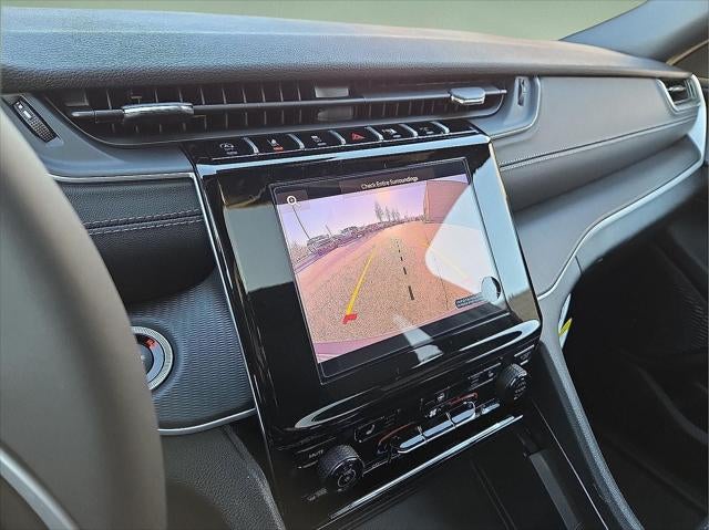 2026 Jeep Grand Cherokee GRAND CHEROKEE LAREDO X 4X4