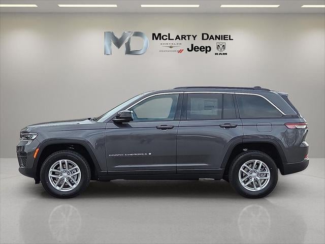 2026 Jeep Grand Cherokee GRAND CHEROKEE LAREDO X 4X4