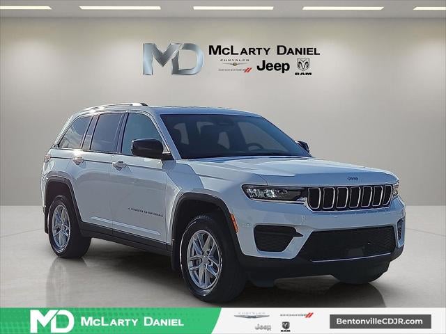 2026 Jeep Grand Cherokee GRAND CHEROKEE LAREDO X 4X4