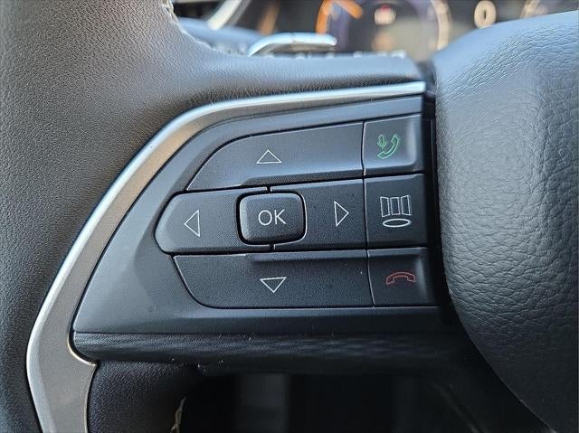 2026 Jeep Grand Cherokee GRAND CHEROKEE LAREDO X 4X4