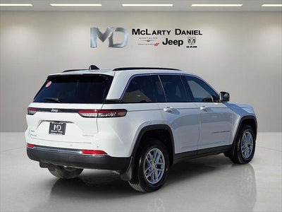 2026 Jeep Grand Cherokee GRAND CHEROKEE LAREDO X 4X4