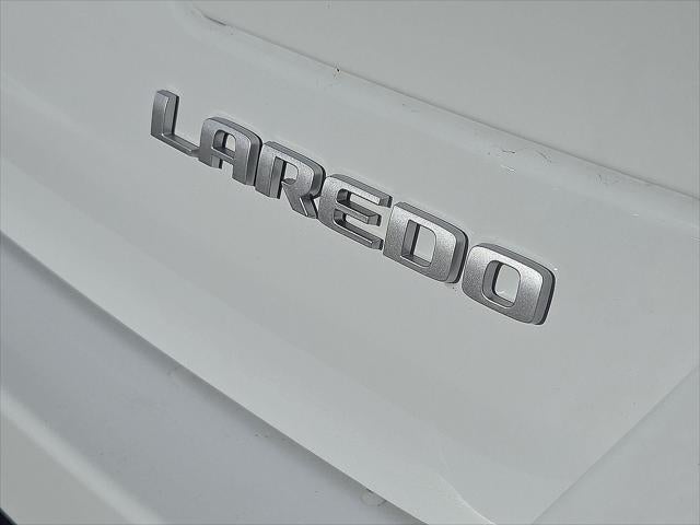2026 Jeep Grand Cherokee GRAND CHEROKEE LAREDO X 4X4