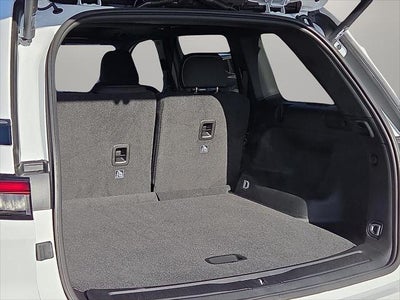 2026 Jeep Grand Cherokee GRAND CHEROKEE LAREDO X 4X4