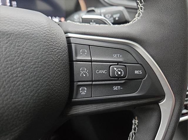 2026 Jeep Grand Cherokee GRAND CHEROKEE LAREDO X 4X4