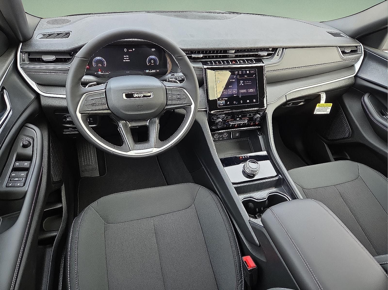 2026 Jeep Grand Cherokee GRAND CHEROKEE LAREDO X 4X4