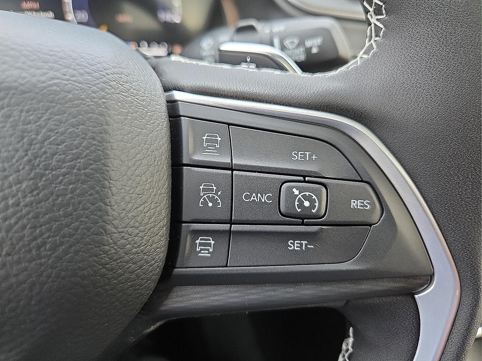 2026 Jeep Grand Cherokee GRAND CHEROKEE LAREDO X 4X4