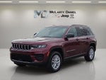 2026 Jeep Grand Cherokee GRAND CHEROKEE LAREDO X 4X4