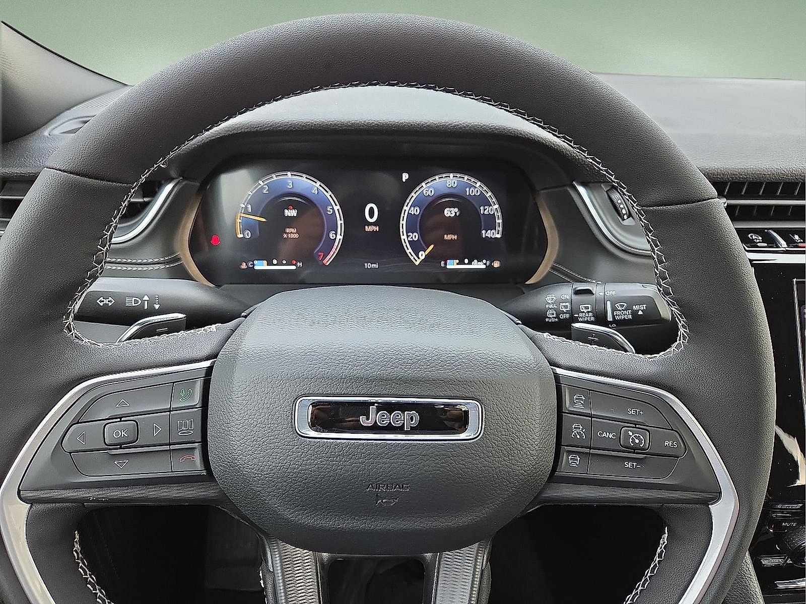 2026 Jeep Grand Cherokee GRAND CHEROKEE LAREDO X 4X4