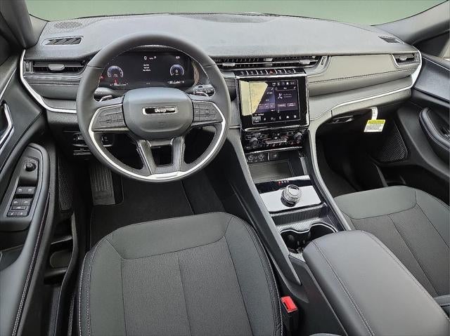 2026 Jeep Grand Cherokee GRAND CHEROKEE LAREDO X 4X4