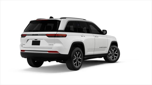2027 Jeep Grand Cherokee GRAND CHEROKEE LAREDO X 4X4