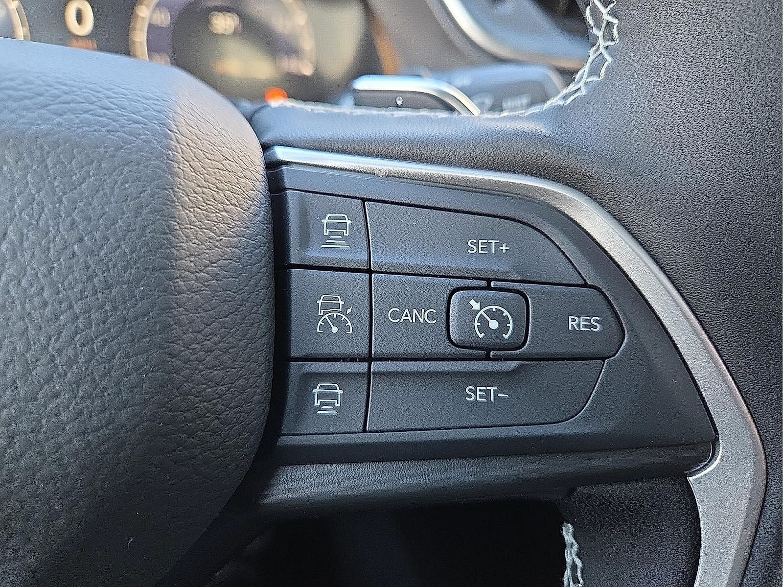 2026 Jeep Grand Cherokee GRAND CHEROKEE LAREDO X 4X4