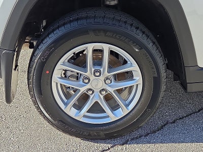 2026 Jeep Grand Cherokee GRAND CHEROKEE LAREDO X 4X4