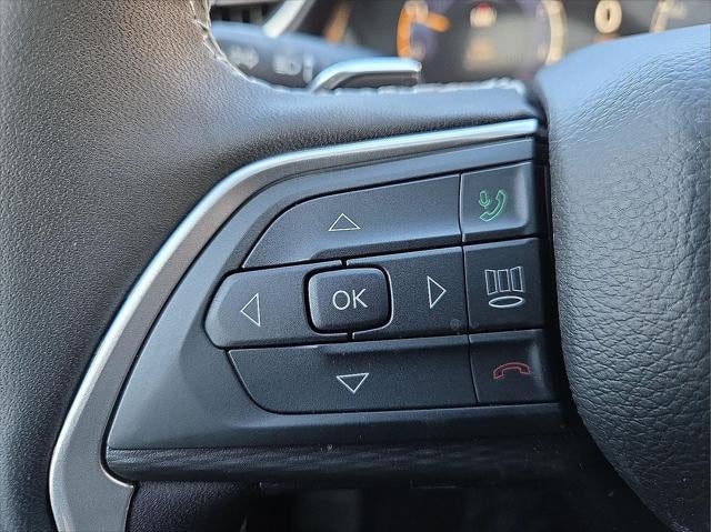 2026 Jeep Grand Cherokee GRAND CHEROKEE LAREDO X 4X4