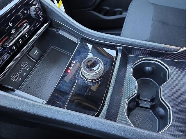 2026 Jeep Grand Cherokee GRAND CHEROKEE LAREDO X 4X4