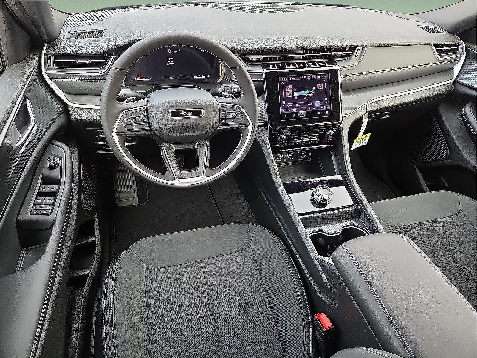 2026 Jeep Grand Cherokee GRAND CHEROKEE LAREDO X 4X4