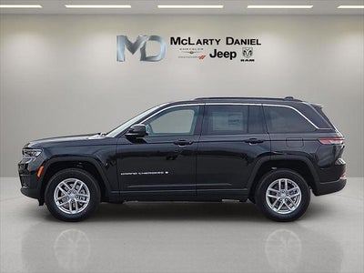 2026 Jeep Grand Cherokee GRAND CHEROKEE LAREDO X 4X4
