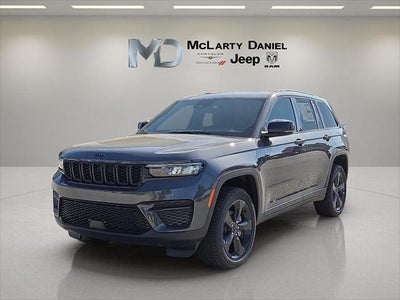 2025 Jeep Grand Cherokee Altitude X 4x4