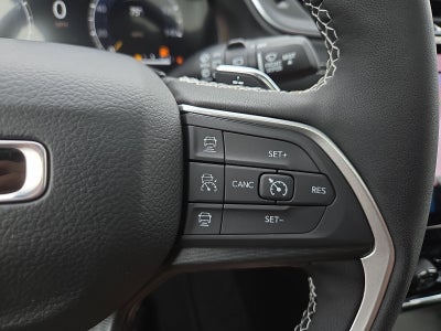 2027 Jeep Grand Cherokee GRAND CHEROKEE LAREDO X 4X4